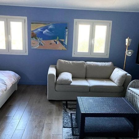 卢普河畔拉科尔Agreable Chambre D'Hotes Avec Vue Sur Les Collines公寓 外观 照片
