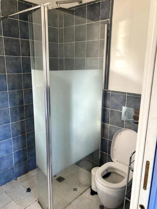 卢普河畔拉科尔Agreable Chambre D'Hotes Avec Vue Sur Les Collines公寓 外观 照片